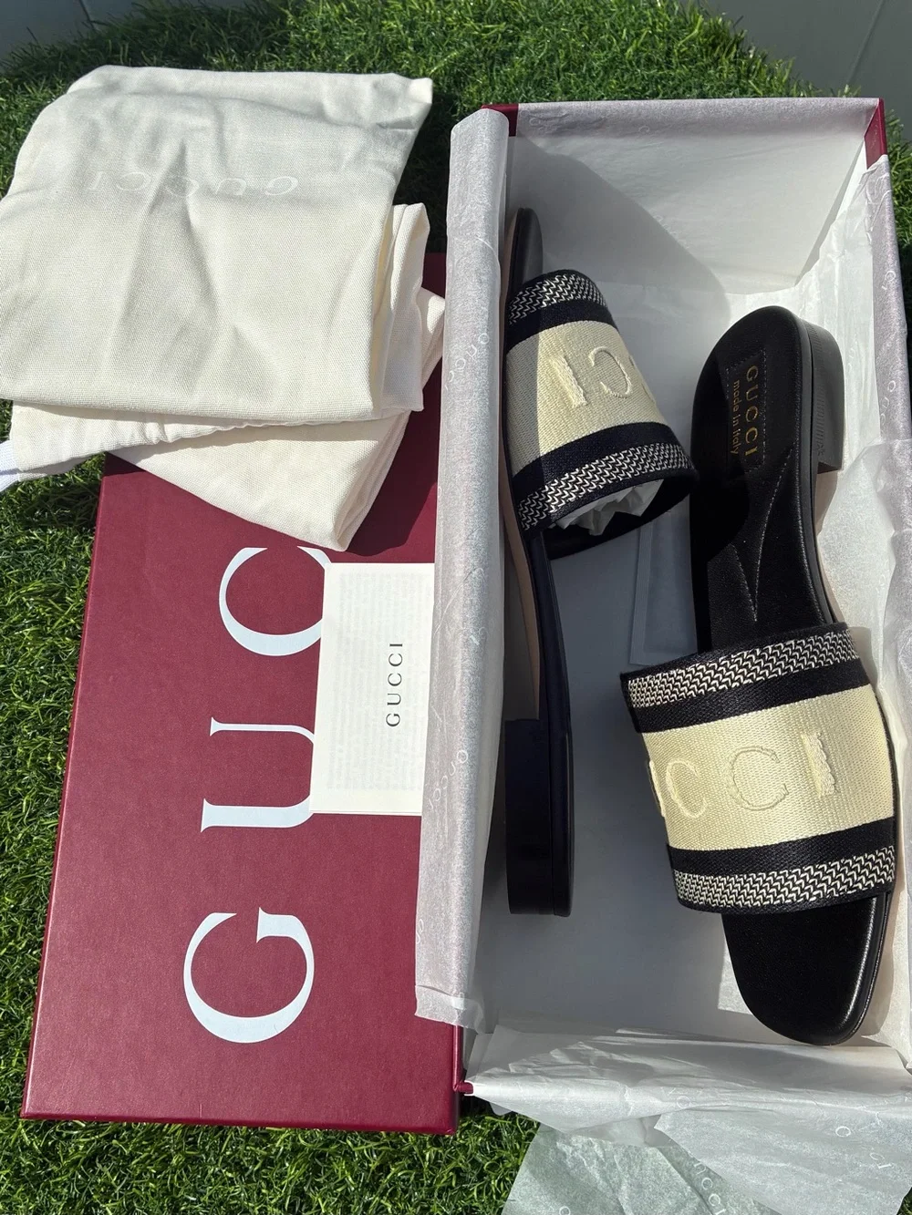 GUCCI JANE EMBROIDERED LOGO BLACK IVORY JACQUARD LEATHER SANDALS SZ 39.5 NEW